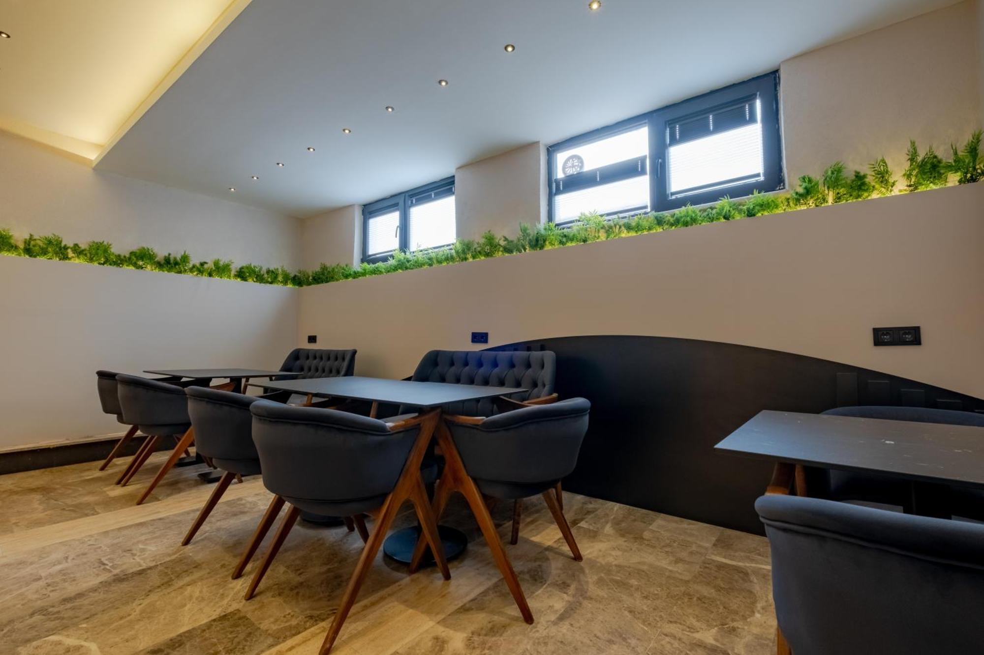 Fly Point Airport Hotel Arnavutkoy Екстер'єр фото