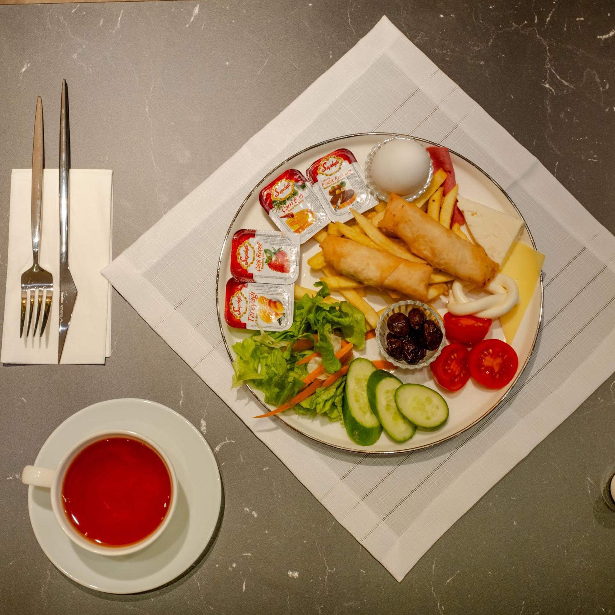 Fly Point Airport Hotel Arnavutkoy Екстер'єр фото