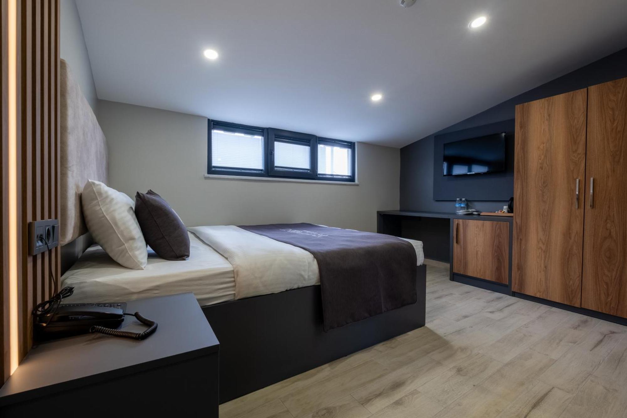 Fly Point Airport Hotel Arnavutkoy Екстер'єр фото